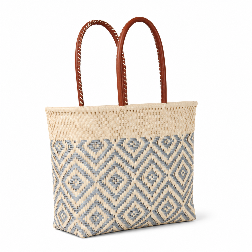 GM-Holbox-Barred: Beige - Drawing: Silver