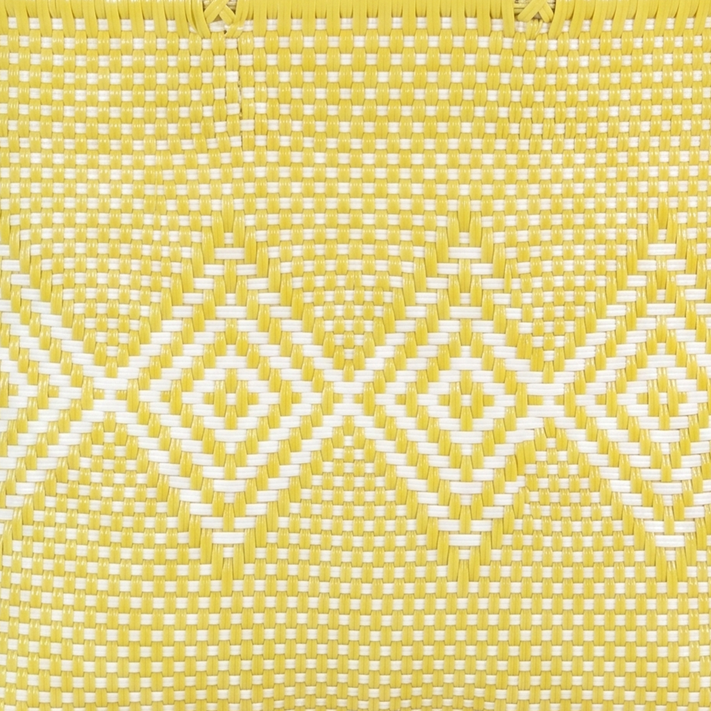 GM-Vallarta-Barred:Yellow -Drawing: White