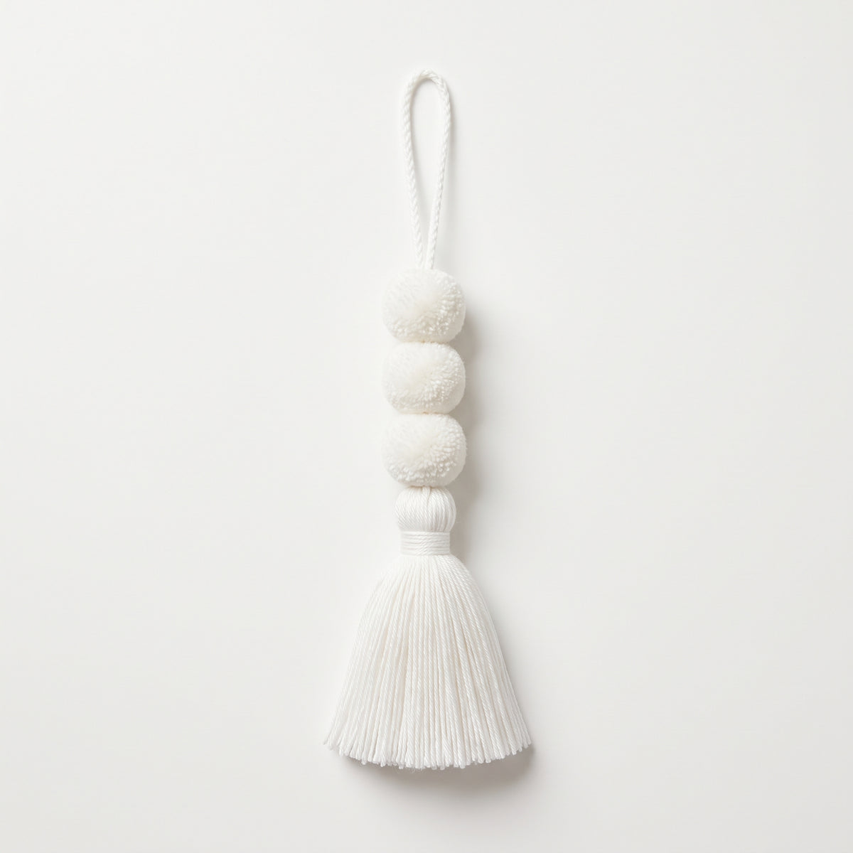 White Pompom